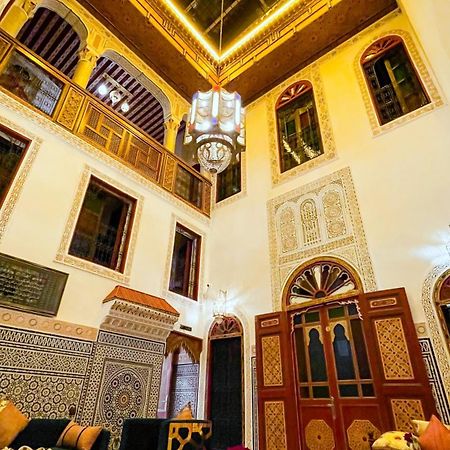 Riad Dar El Ouedghiri Fes Exterior photo