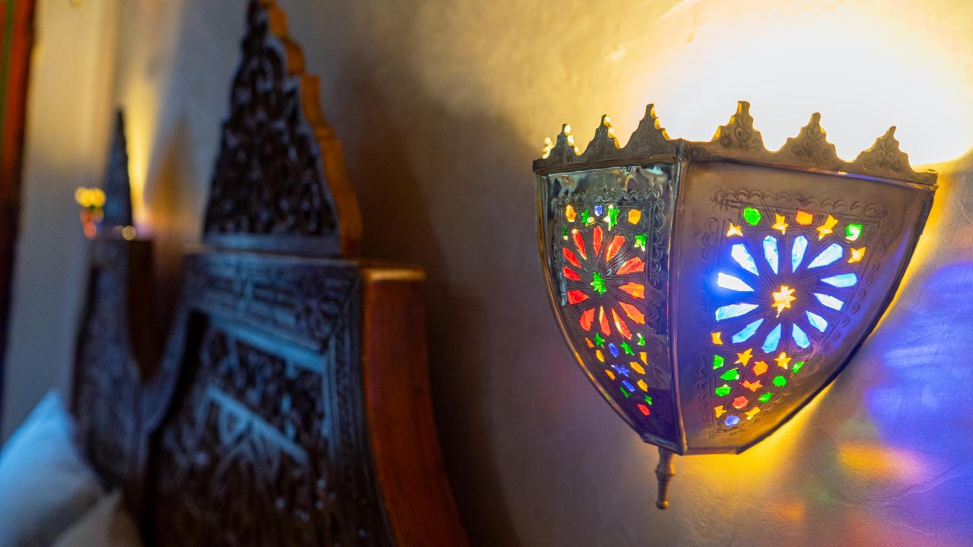 Riad Dar El Ouedghiri Fes Exterior photo