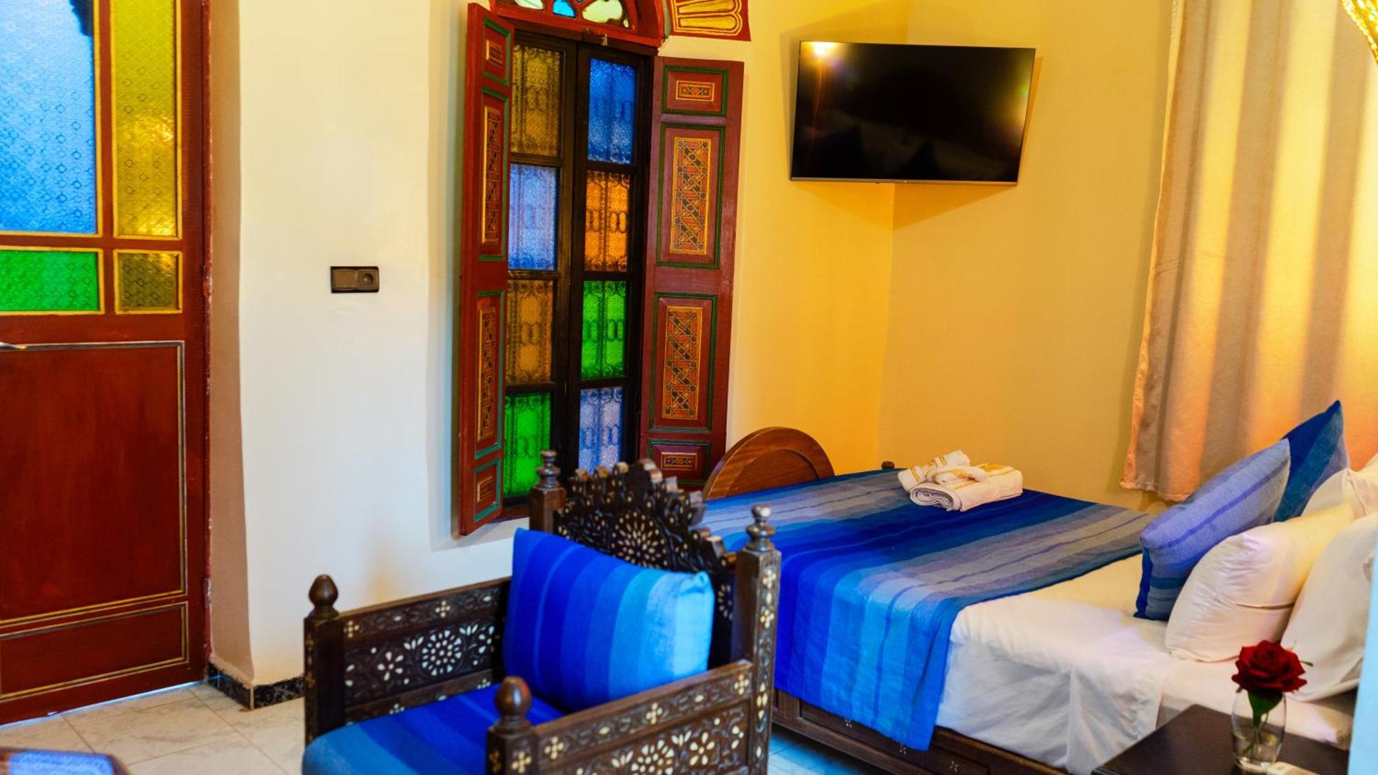 Riad Dar El Ouedghiri Fes Exterior photo